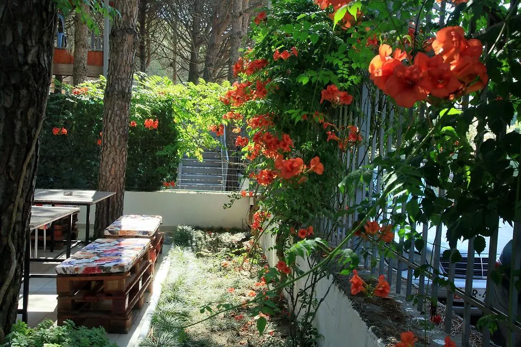 ***  Hotel Princi I Vogel Velipojë Albania